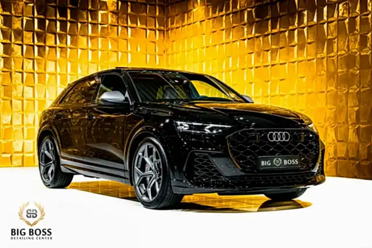 Audi RSQ8 Performance